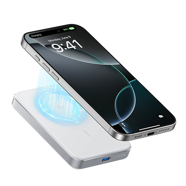 סוללת גיבוי אלחוטית Anker MagGo 10K Magnetic Wireless 10,000mAh בצבע לבן