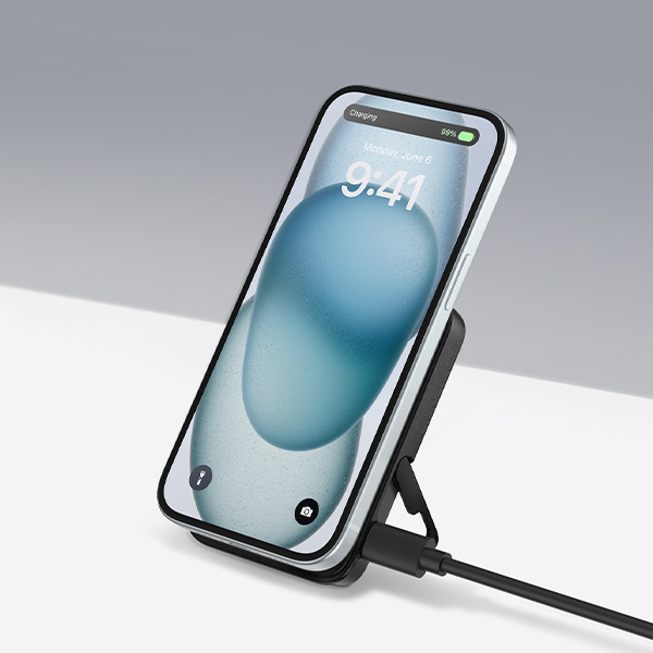 סוללת גיבוי לטעינה אלחוטית Anker 322 MagGo PowerCore 5000mAh