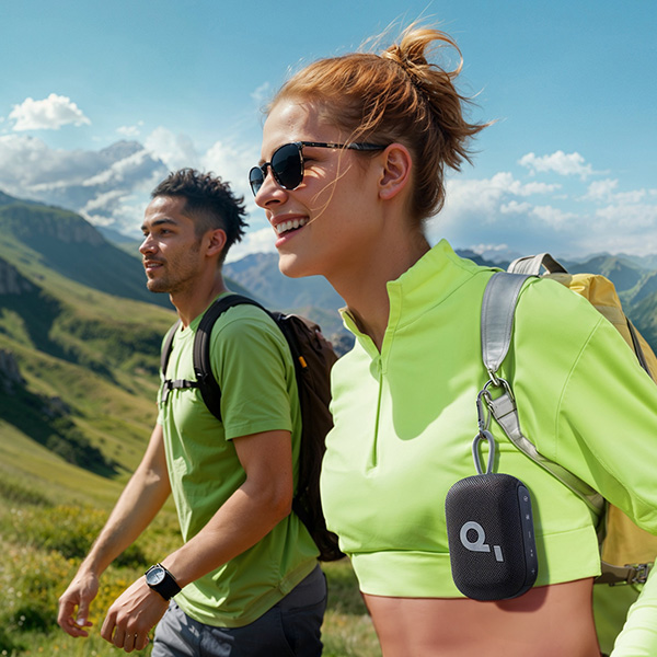 רמקול קומפקטי soundcore Select 4 GO TWS בצבע זהב