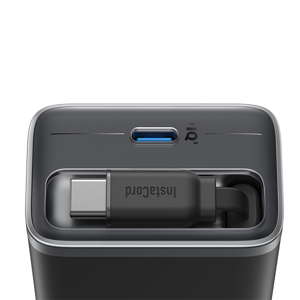 מטען קיר משולב כבל Anker Nano Charger 35W with USB-C cable בצבע שחור