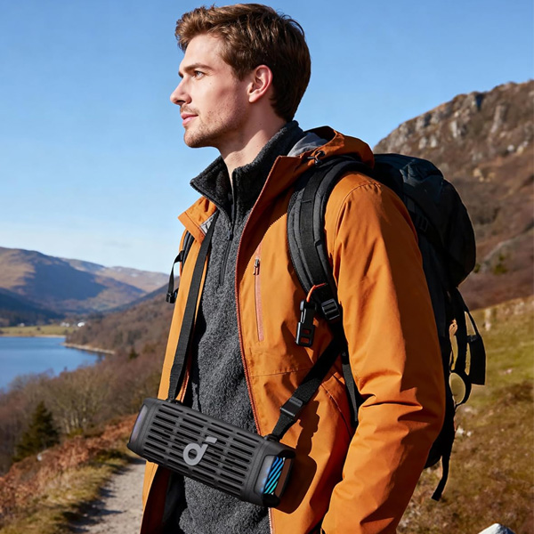 רמקול נייד עם סאבוופר soundcore Boom 3i 50W בצבע שחור