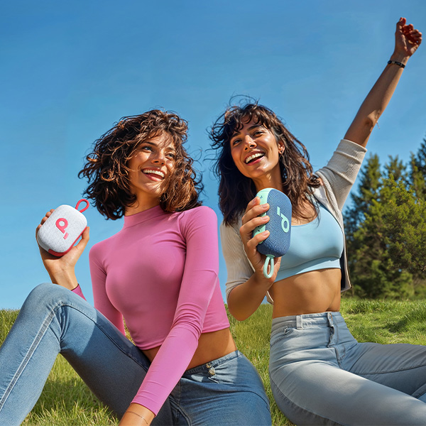 רמקול קומפקטי soundcore Select 4 GO TWS בצבע לבן