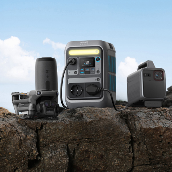 תחנת כוח ניידת Anker SOLIX portable power station C300